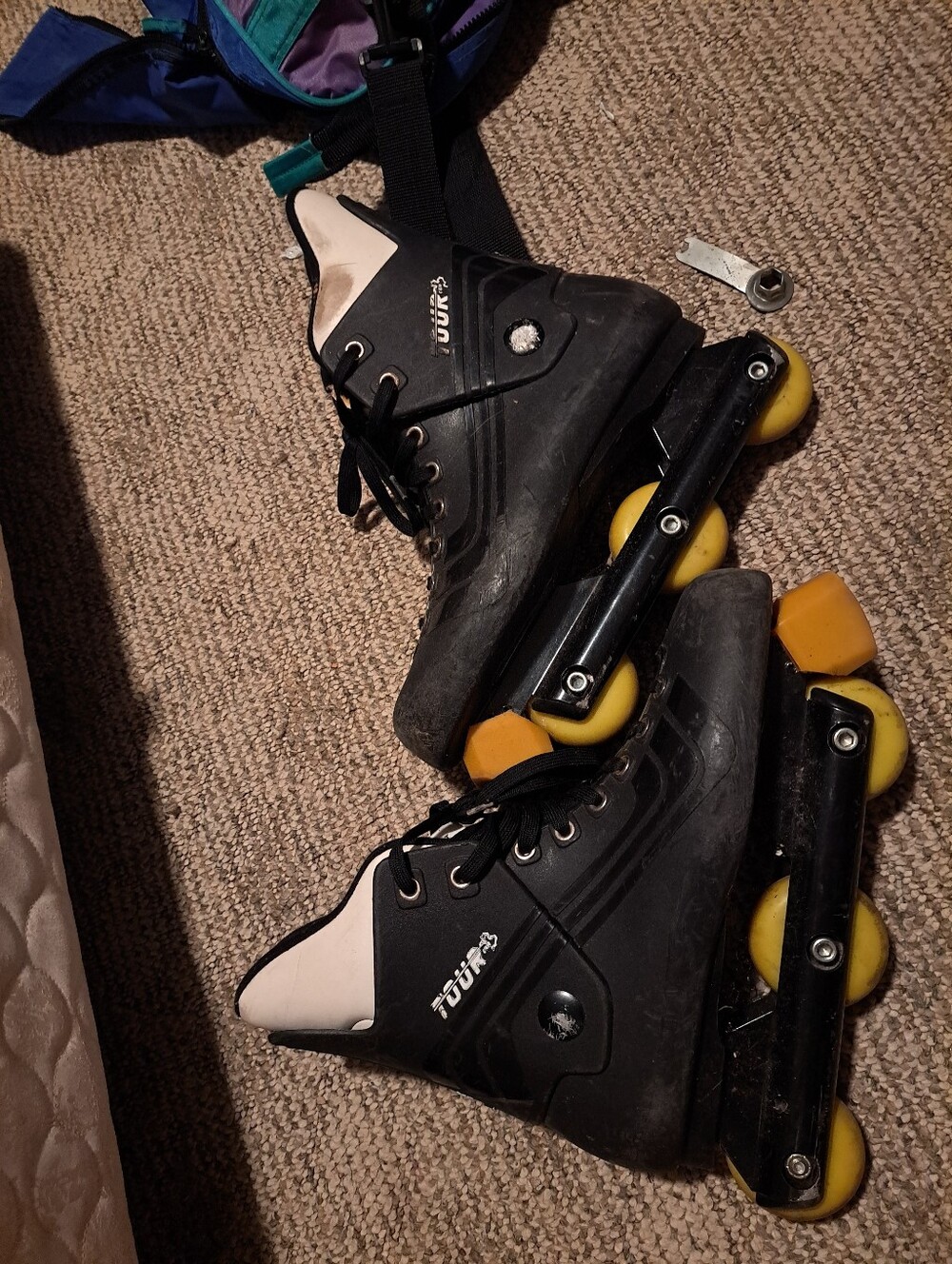 Used Size 10 Rollerskates